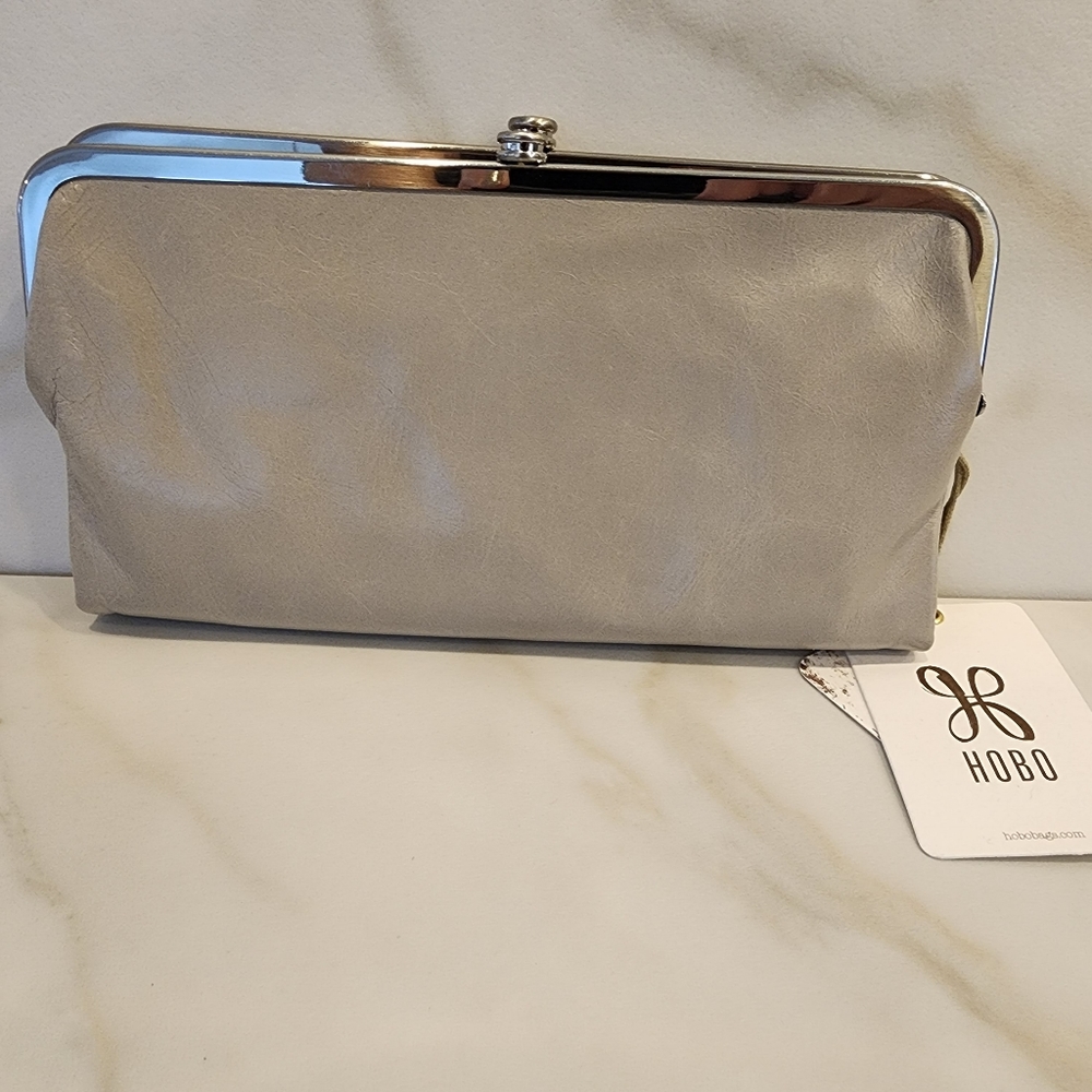 NWTO Hobo, The Lauren cluth-wallet. Grey.. brand new,  never used. - Picture 10 of 16